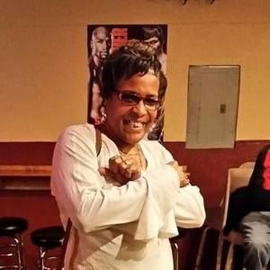 Meet your Posher, Yvette